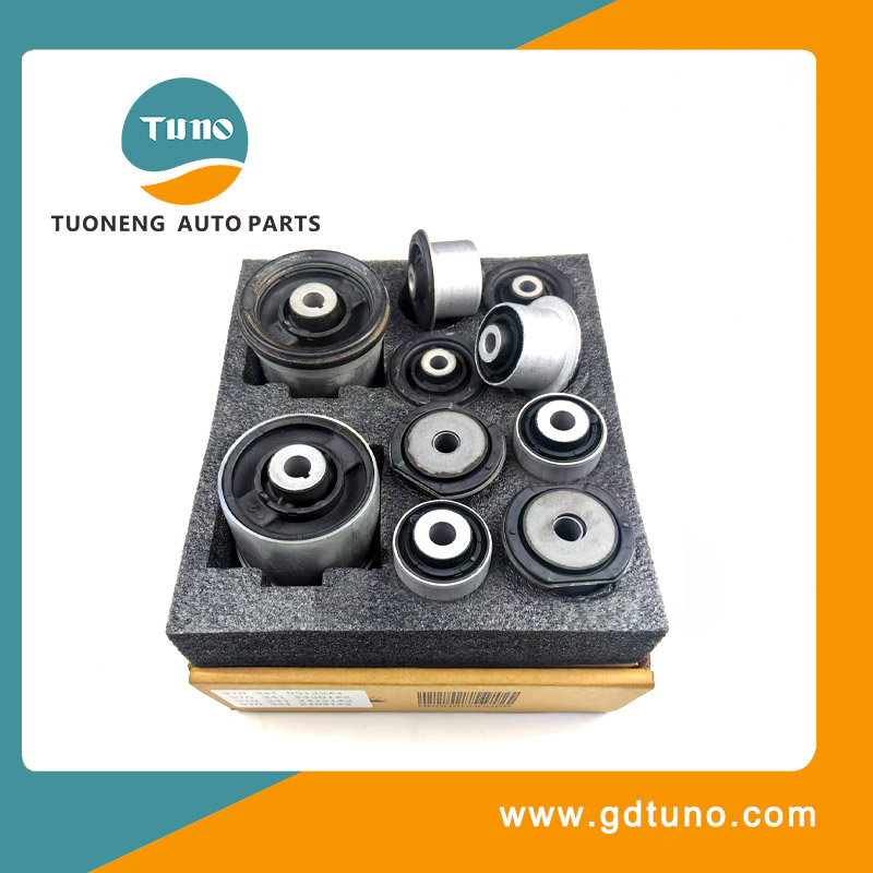 Porsche Panamera 2014–2016 Комплект сайлентблоков переднего верхнего и нижнего рычага подвески